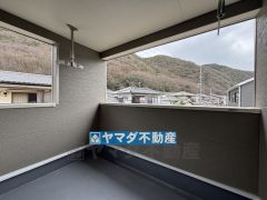 屋根があるので急な雨でも安心ですね