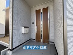 玄関横にはポストがあります