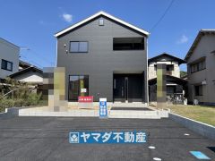 1号棟ケイミュー外壁は汚れが付きにくい効果を併せ持つ特徴があります。