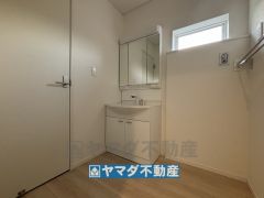 三面鏡タイプの洗面台