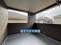 屋根があるので急な雨でも安心ですね