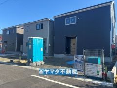 1号棟ケイミュー外壁は汚れが付きにくい効果を併せ持つ特徴があります。