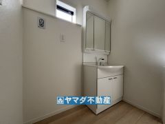 三面鏡タイプの洗面台