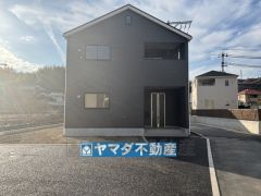 3号棟ケイミュー外壁は汚れが付きにくい効果を併せ持つ特徴があります。