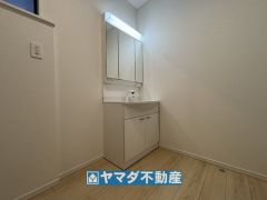 三面鏡タイプの洗面台
