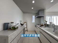 キッチンからご家族との会話ができますね。