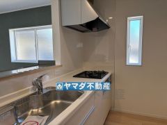 キッチンからご家族との会話ができますね。