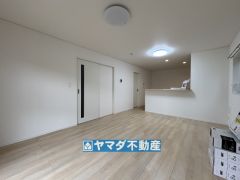 17帖の広々リビング