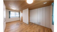 2階洋室5.7帖のお部屋です。