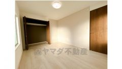 2階洋室6帖のお部屋、リフォーム済