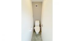 2階温水洗浄付きトイレ新設