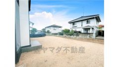 広いお庭があるので家庭菜園もBBQもできますね