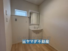 三面鏡タイプの洗面台