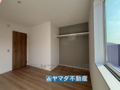 2階洋室7帖のお部屋です。
