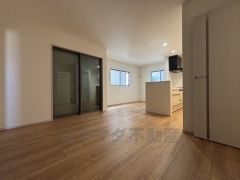 別角度からのリビング