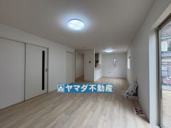 日用品の整理に便利なリビング収納完備