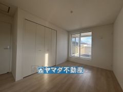 2階洋室7.2帖のお部屋です。