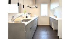 ご家族とのコミュニケーションが取りやすいキッチン