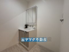 三面鏡タイプの洗面台