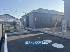 2号棟ケイミュー外壁は汚れが付きにくい効果を併せ持つ特徴があります。