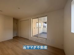 2階洋室8帖のお部屋です