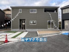 2号棟ケイミュー外壁は汚れが付きにくい効果を併せ持つ特徴があります。