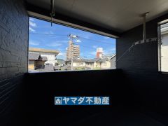 屋根があるので急な雨でも安心ですね