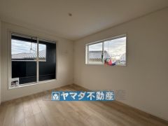 2階洋室6.5帖のお部屋です。