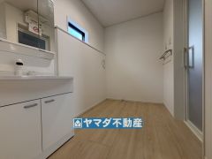 広々としたパウダールーム