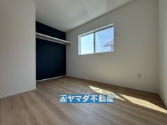 2階洋室5.5帖のお部屋です。
