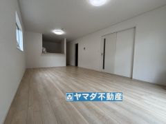 広々とした20帖のリビング