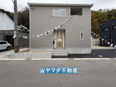 1号棟ケイミュー外壁は汚れが付きにくい効果を併せ持つ特徴があります。