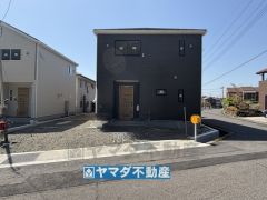 1号棟ケイミュー外壁は汚れが付きにくい効果を併せ持つ特徴があります。