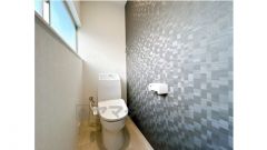温水洗浄機能付きトイレに新品交換済