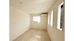 現況販売中　2階洋室のお部屋です。