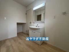 三面鏡タイプの洗面台