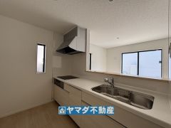 キッチンからご家族との会話ができますね。