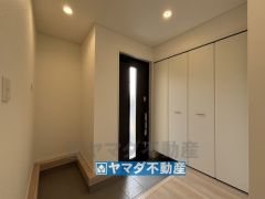 大容量のシューズボックスがあります。