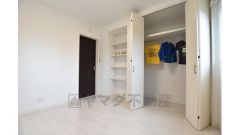 2階洋室にはウォークインクローゼットがあります。