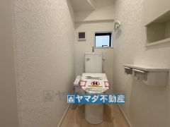 お掃除ラクラク節水トイレ