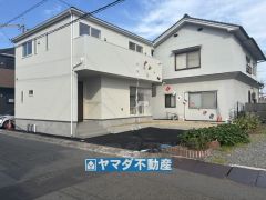 2号棟ケイミュー外壁は汚れが付きにくい効果を併せ持つ特徴があります。