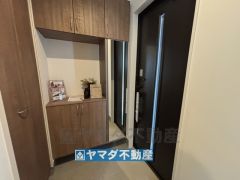 エントランスにはシューズインクローク