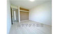 1階洋室5帖のお部屋、フローリングの張替えとクロスの張替えリフォーム済