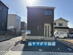 1号棟ケイミュー外壁は汚れが付きにくい効果を併せ持つ特徴があります。