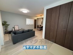リビングには、フラットな和室があります
