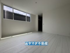 2階洋室8帖のお部屋です。