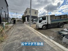お庭でガーデニングもできますね。