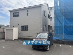 2号棟ケイミュー外壁は汚れが付きにくい効果を併せ持つ特徴があります。