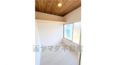 玄関横にはファミリークローク設置