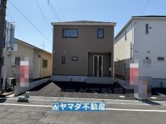 1号棟外壁材に施された親水コーティングは汚れが付きにくい効果を併せ持つ特徴があります。